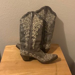 Sunflower vintage cowboy boots